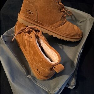 UGG Men's Brown Chukka Boots
